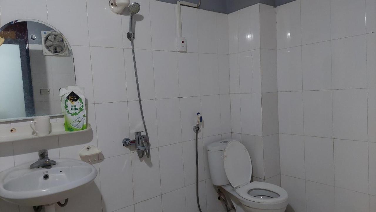 Alley Homestay_Lieu Giai Ханой Екстериор снимка